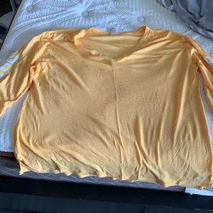 Long sleeve comfortable shirt